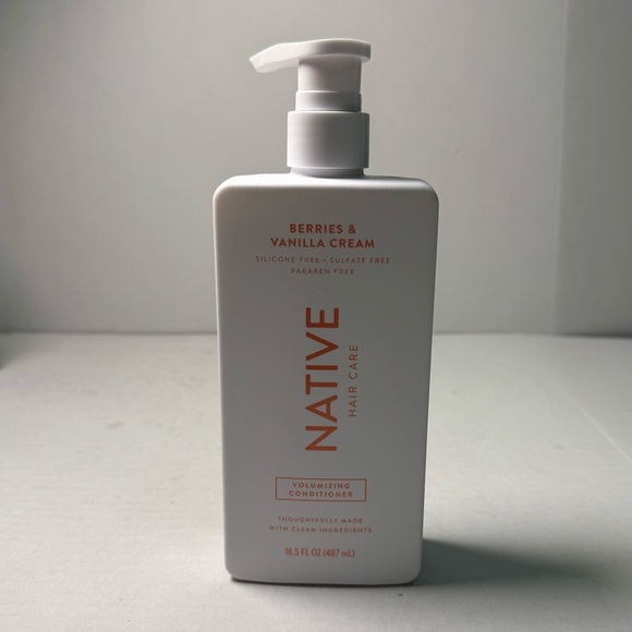 Native Strengthening Conditioner, Berries and Vanilla, Sulfate Free 16.5oz - Picture 2 of 6